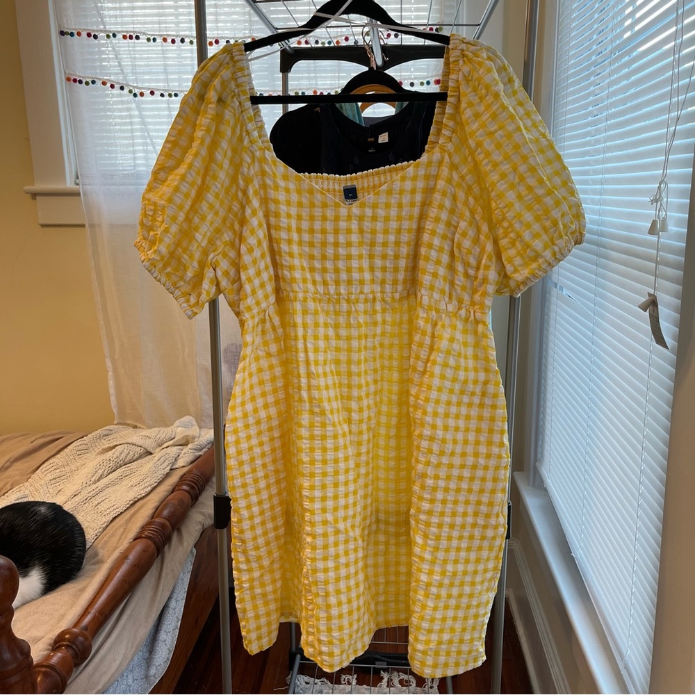 Fit & Flare Puff-Sleeve Seersucker All-Day Mini Dress